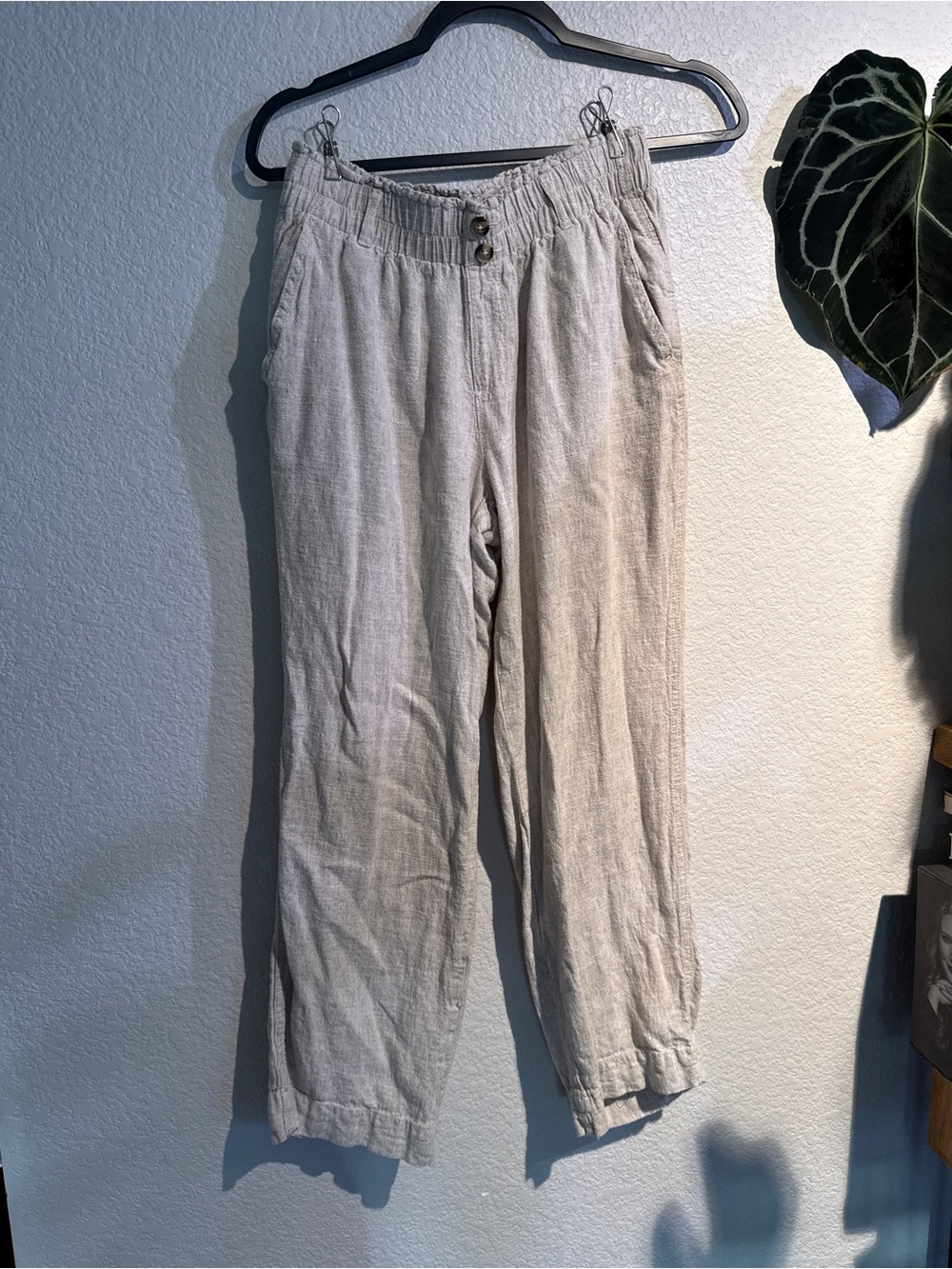 Casual Light Beige Linen-Blend Flowy Pants